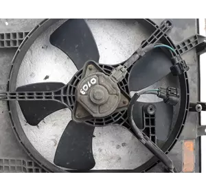 Мотор вентилятора радиатора Mitsubishi Мицубиси Outlander  Аутлендер CU 2.0 2003-2008 MR314718